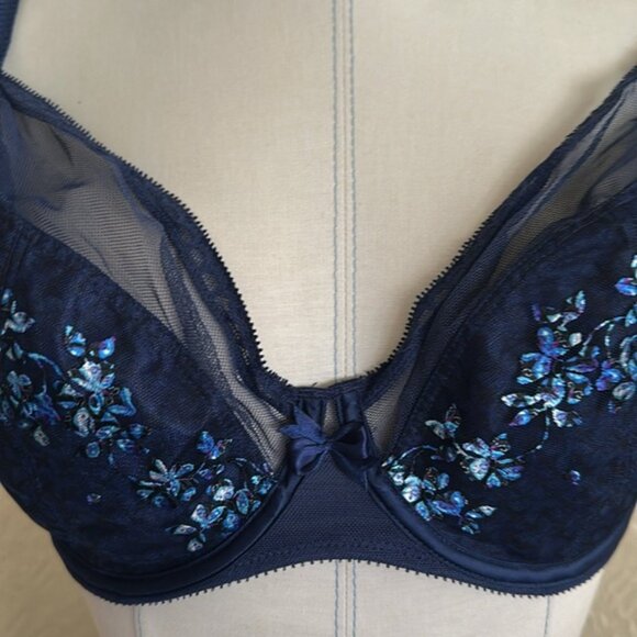 Chantelle Intuition Plunge Underwire Bra Blue 34H - Picture 7 of 8